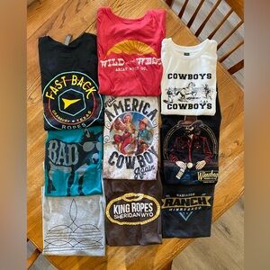 Western T-shirt bundle size small